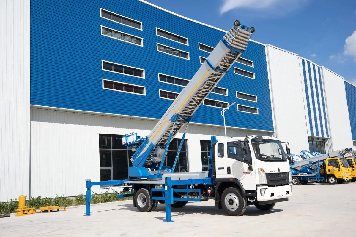 平坝小型云梯车上料车租赁多少钱