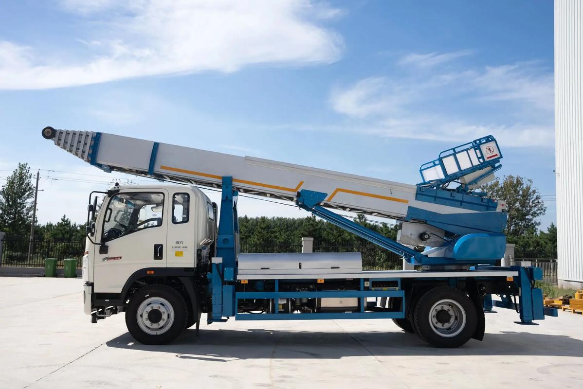 平坝云梯上料车租赁费用