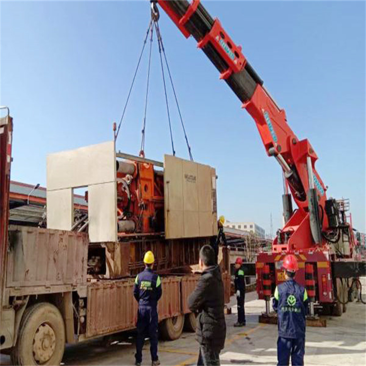 平坝折臂随车吊出租